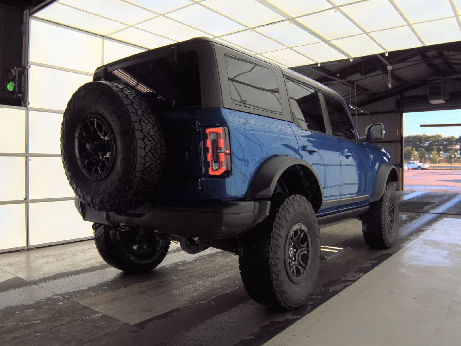 FORD BRONCO - 6