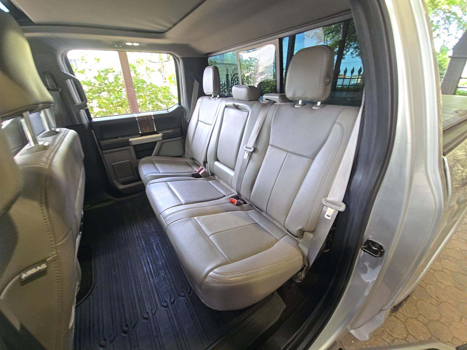 FORD F-150 - 8