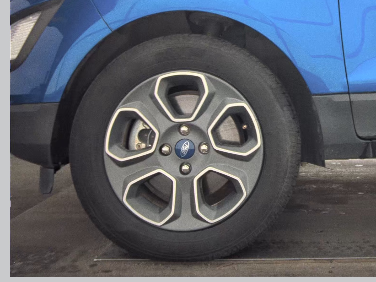 FORD ECOSPORT - 10