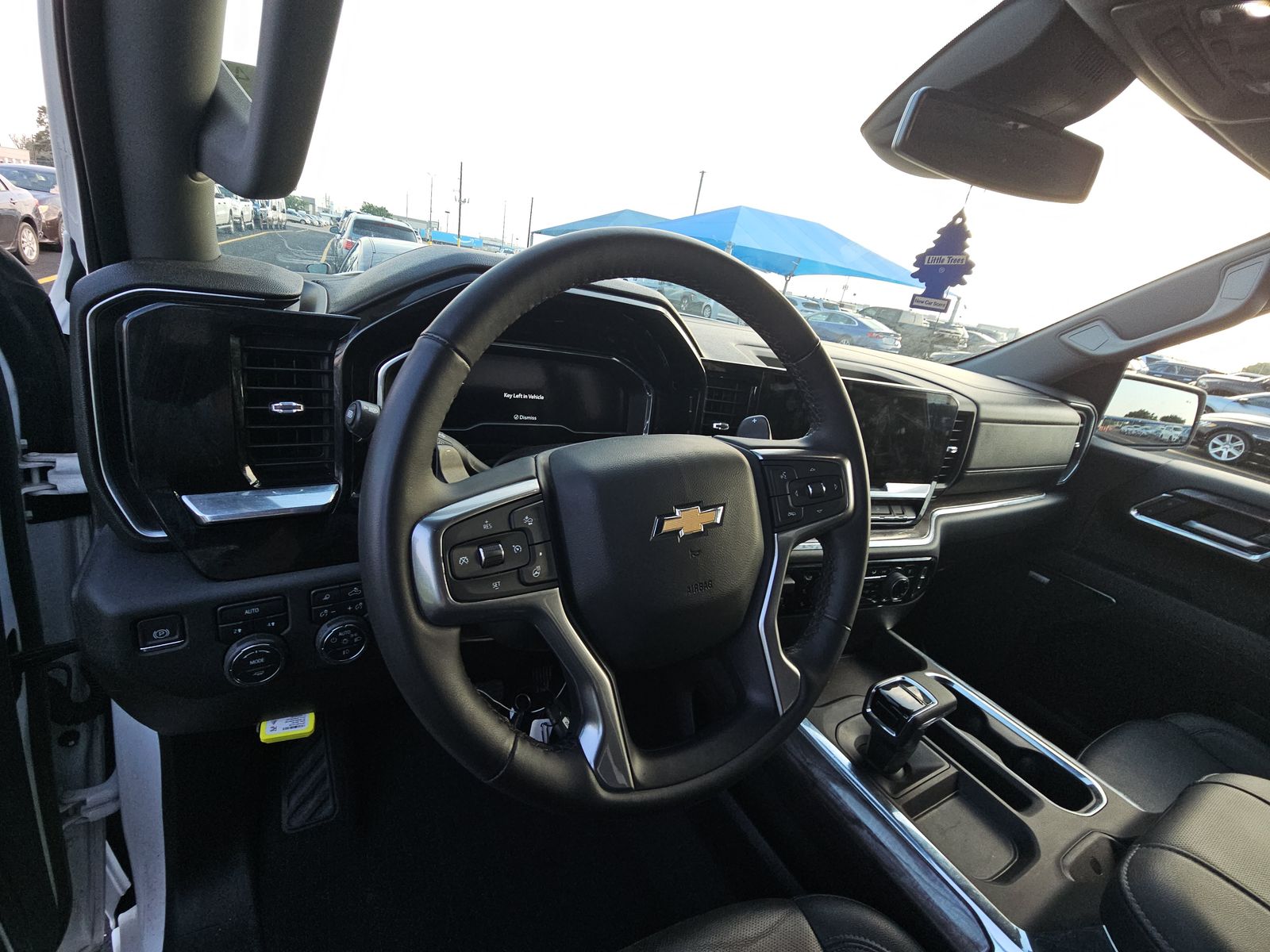 2023 Chevrolet Silverado 1500 LTZ AWD