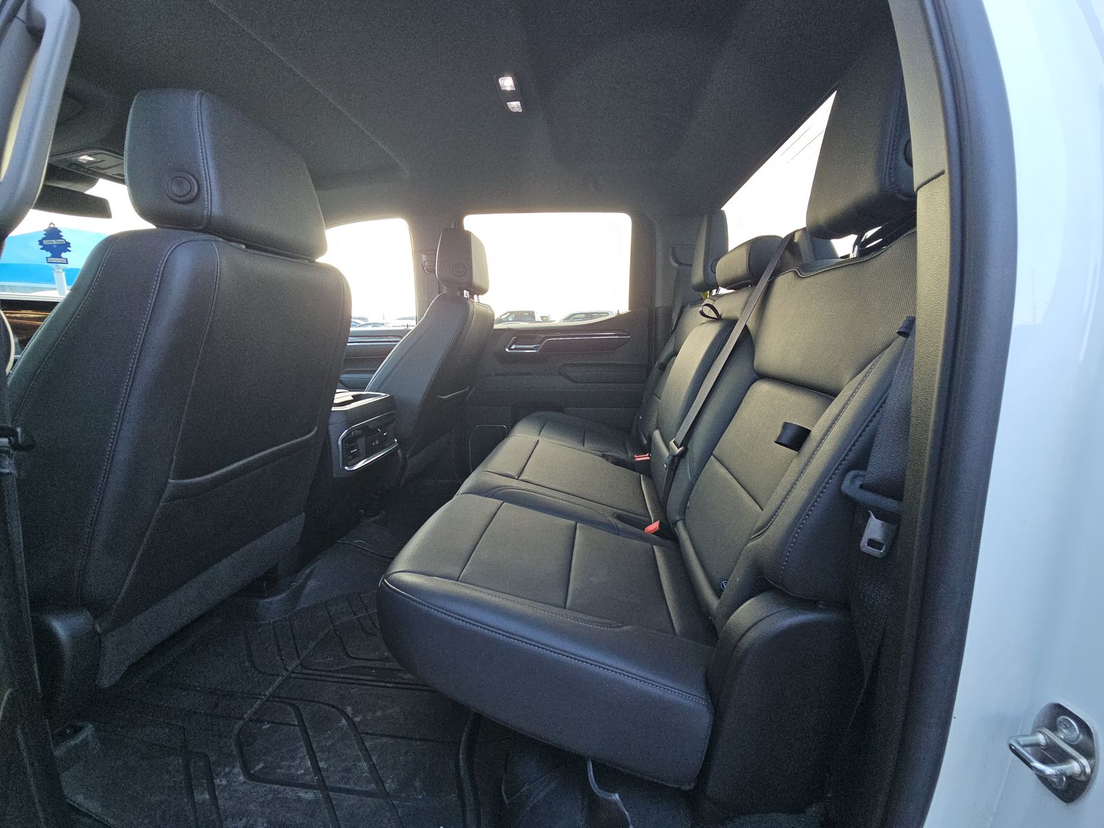 2023 Chevrolet Silverado 1500 LTZ AWD