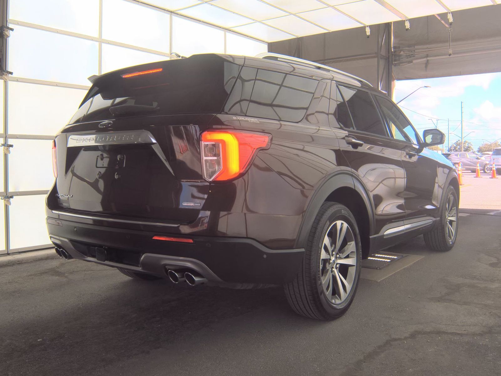 FORD EXPLORER - 6