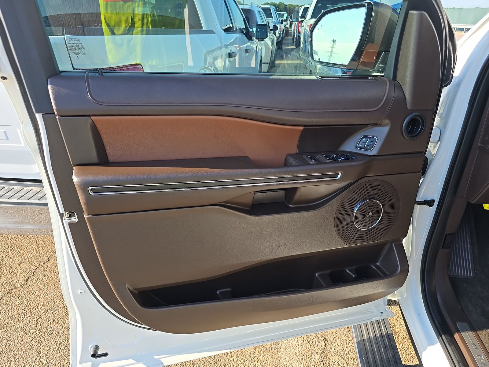 FORD EXPEDITION - 4