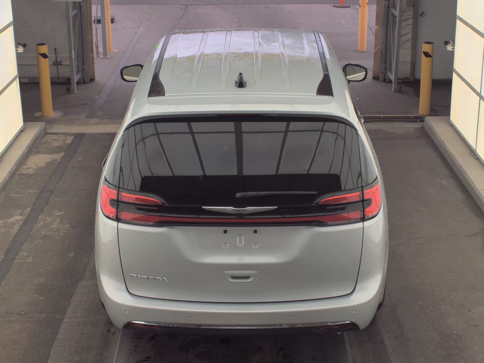 2024 Chrysler Pacifica Touring L FWD