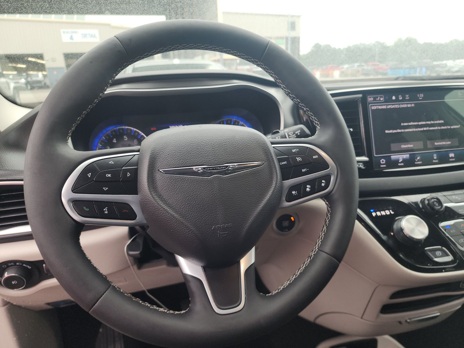 2024 Chrysler Pacifica Touring L FWD