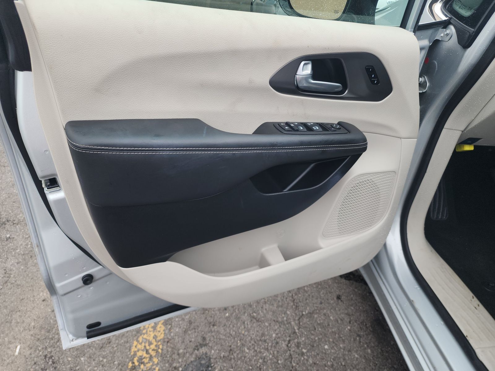 2024 Chrysler Pacifica Touring L FWD
