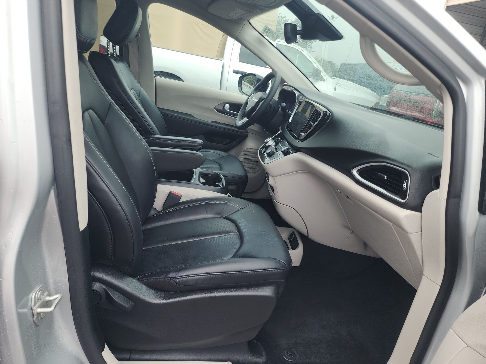 2024 Chrysler Pacifica Touring L FWD