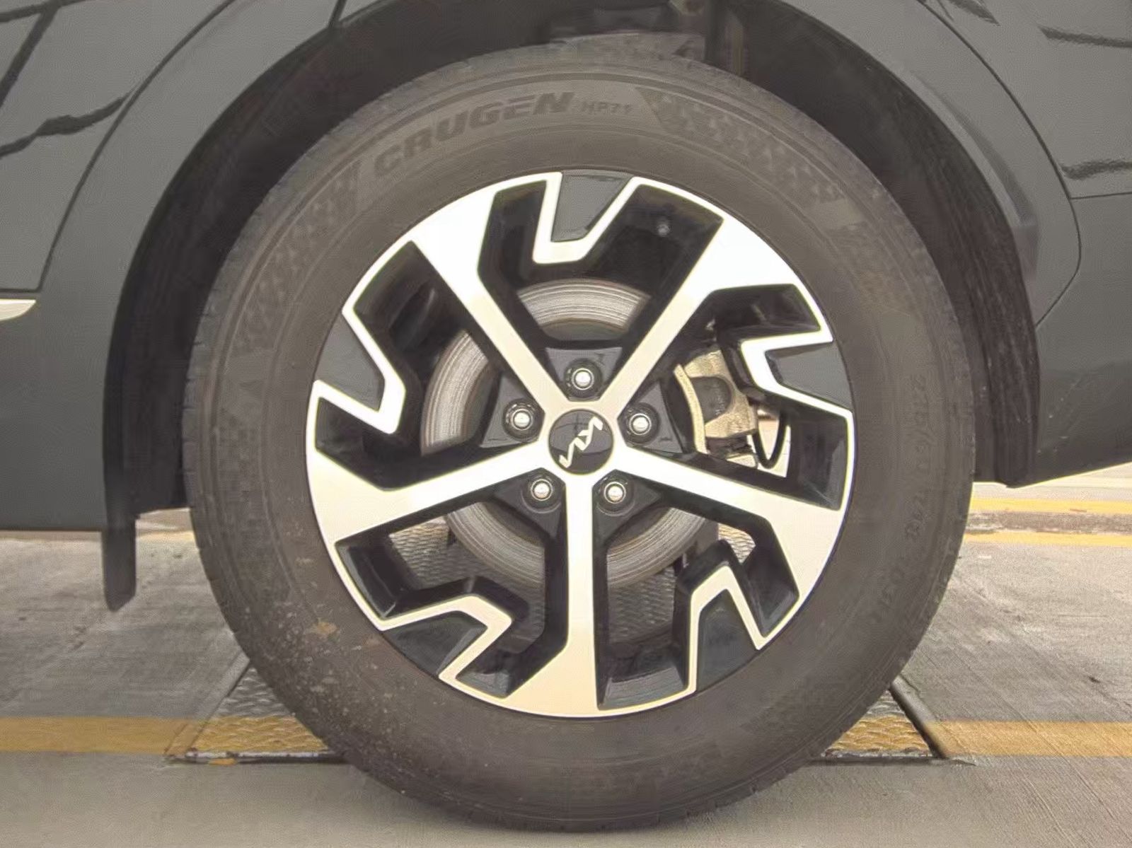2025 Kia Sportage EX FWD