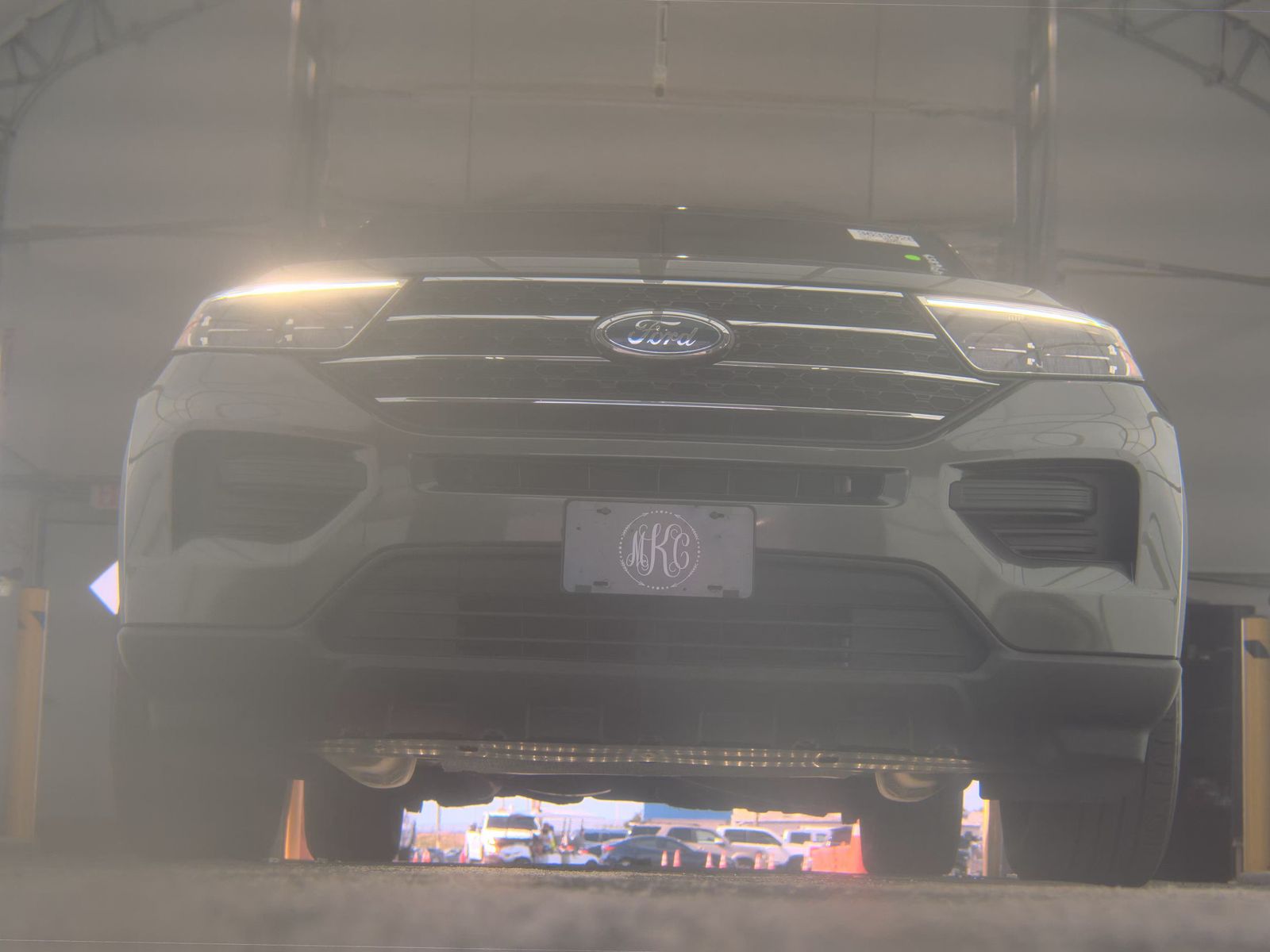 FORD EXPLORER - 4