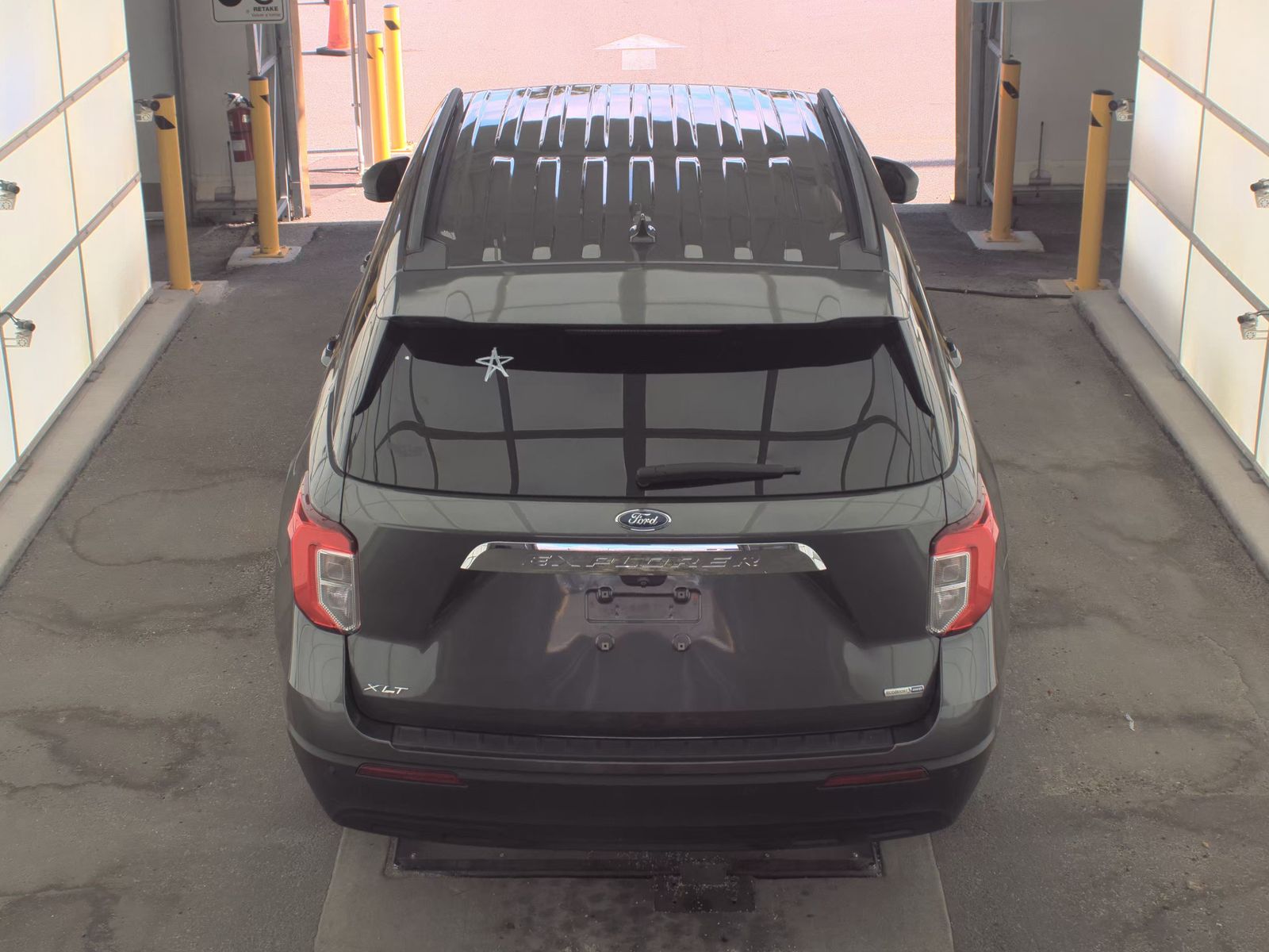 FORD EXPLORER - 7