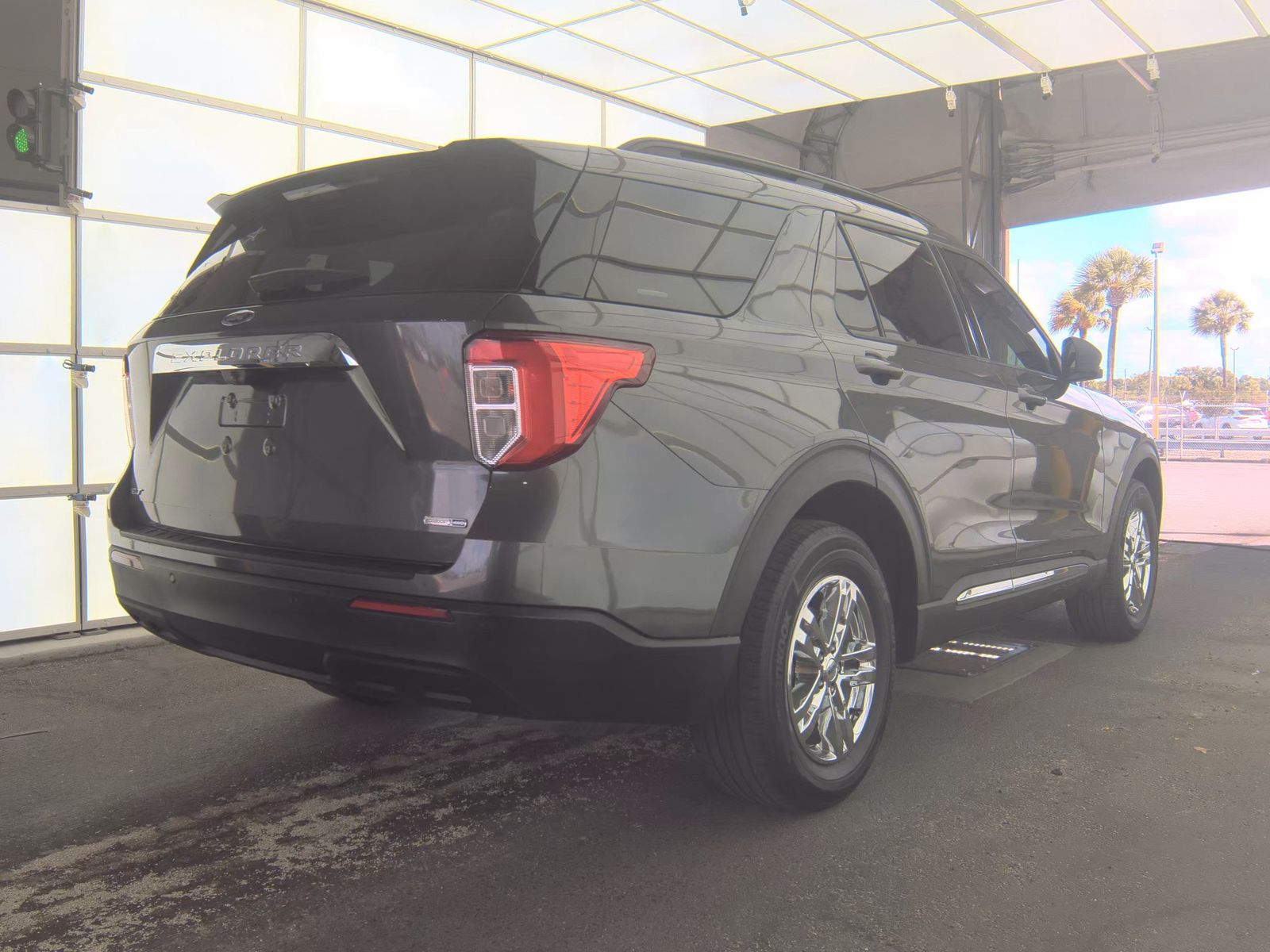 FORD EXPLORER - 6