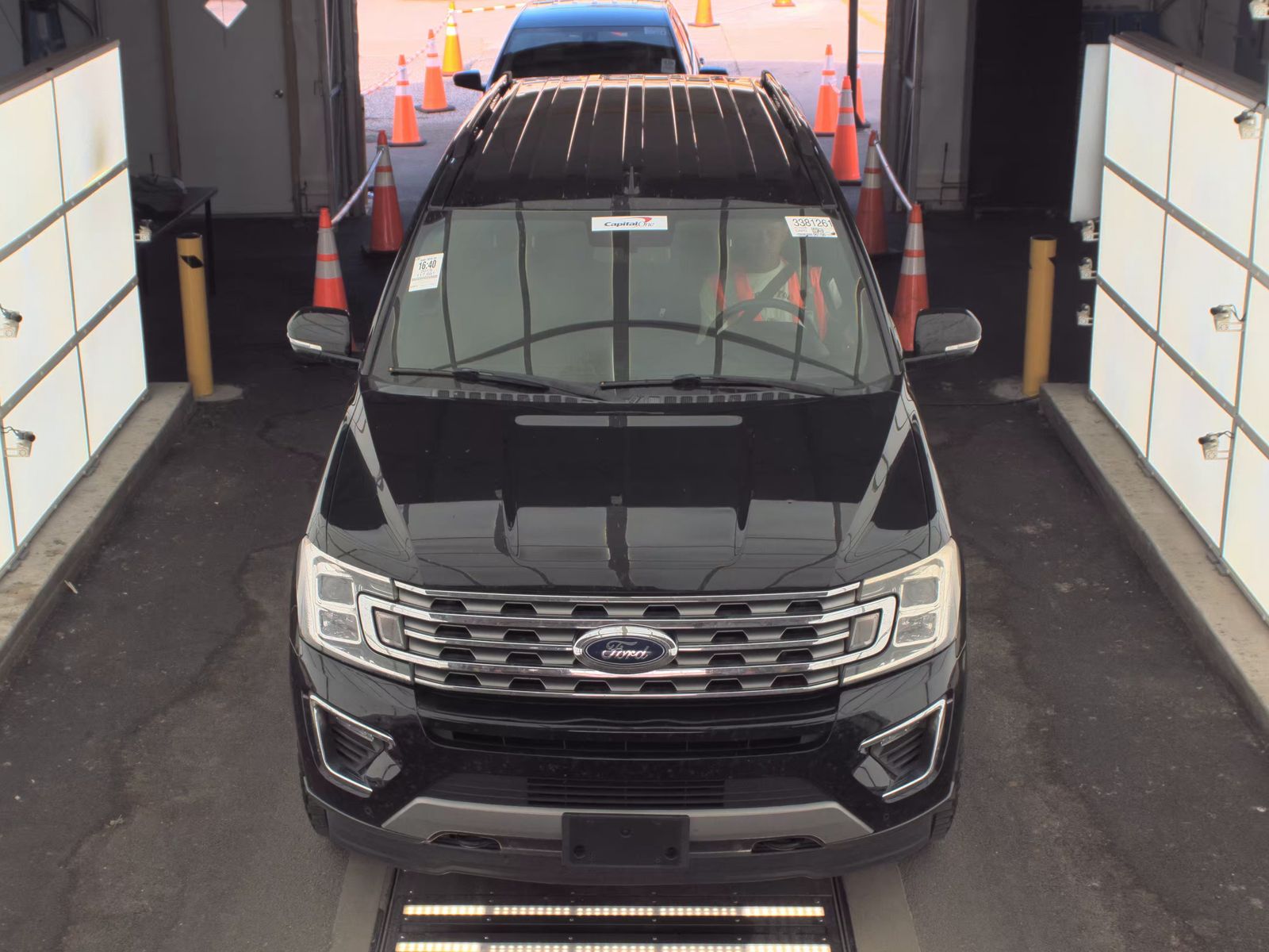 FORD EXPEDITION MAX - 3