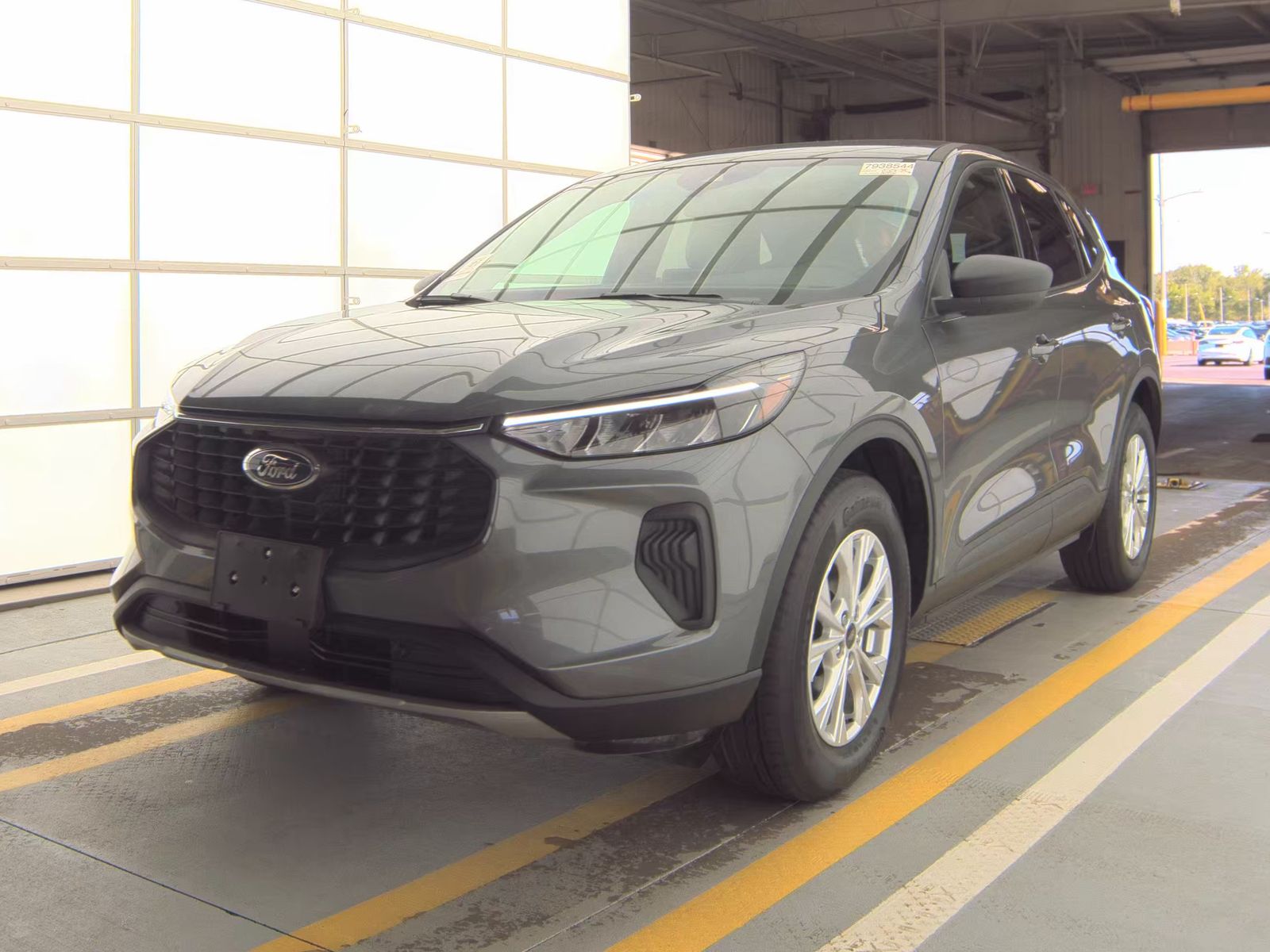 FORD ESCAPE - 1