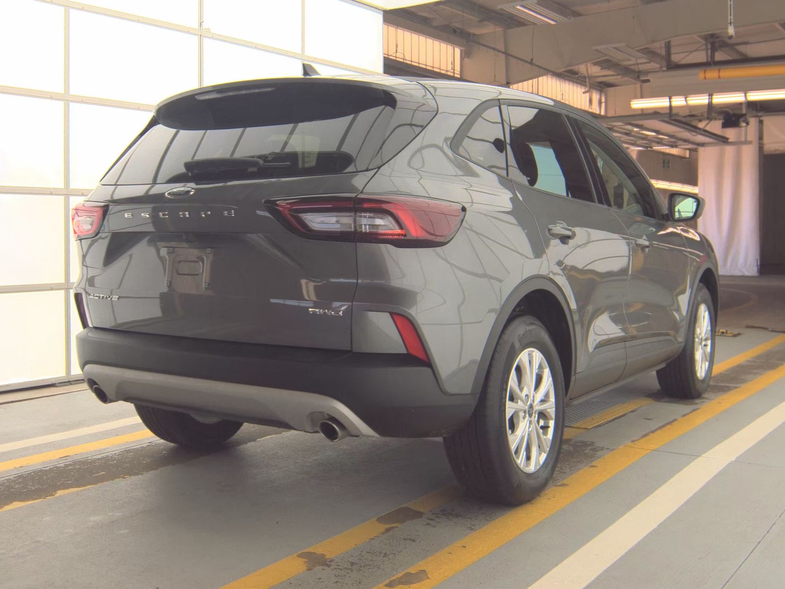 FORD ESCAPE - 6