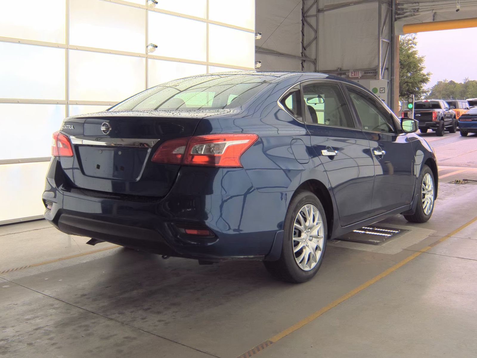 NISSAN SENTRA - 6
