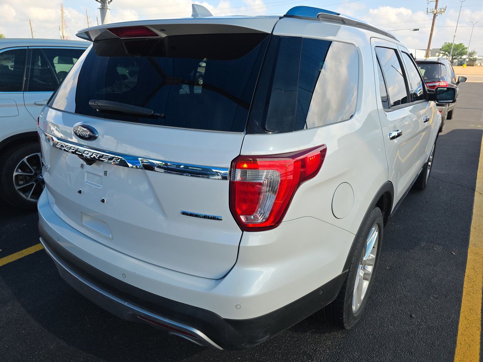 FORD EXPLORER - 5