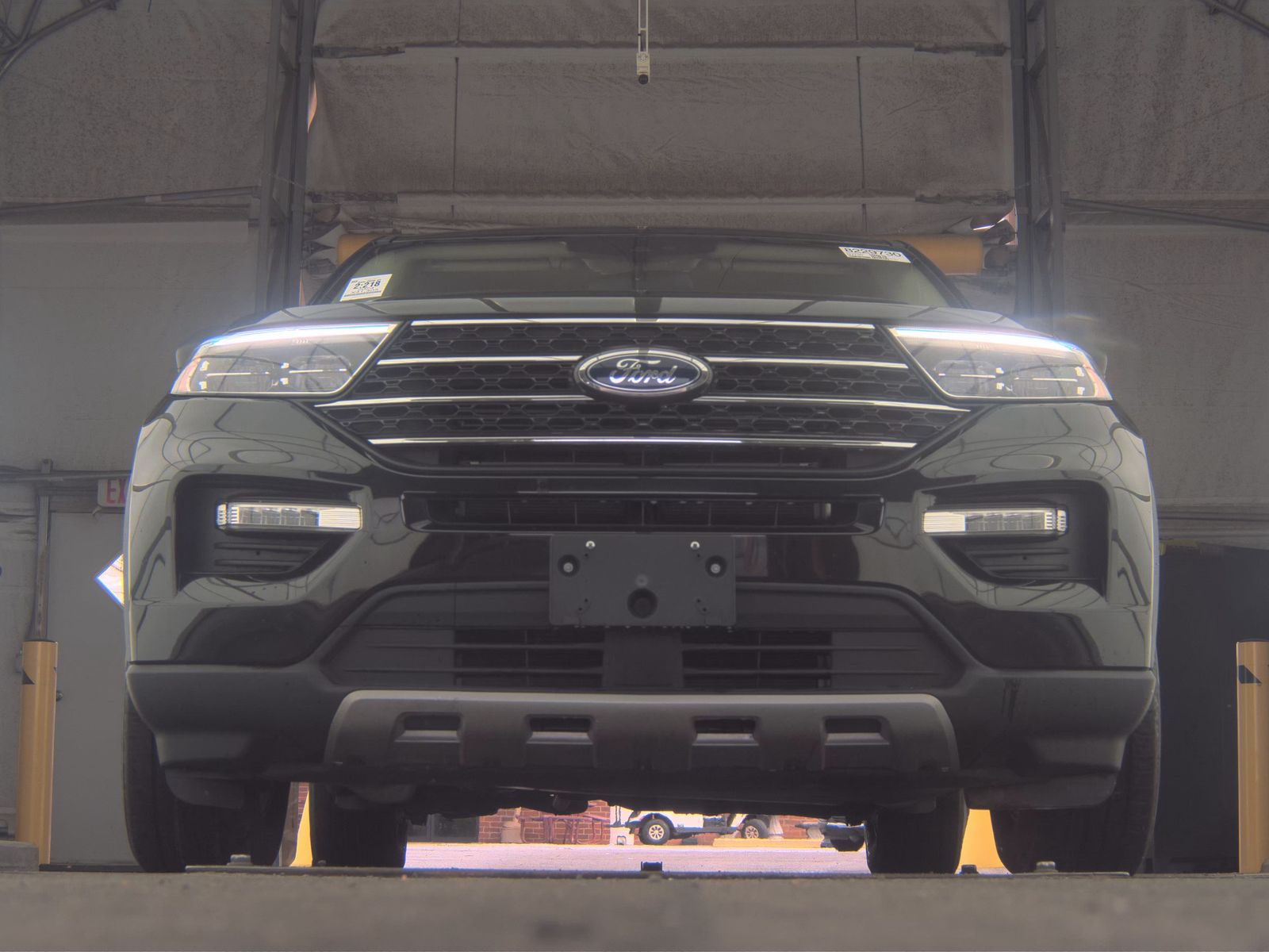 FORD EXPLORER - 4