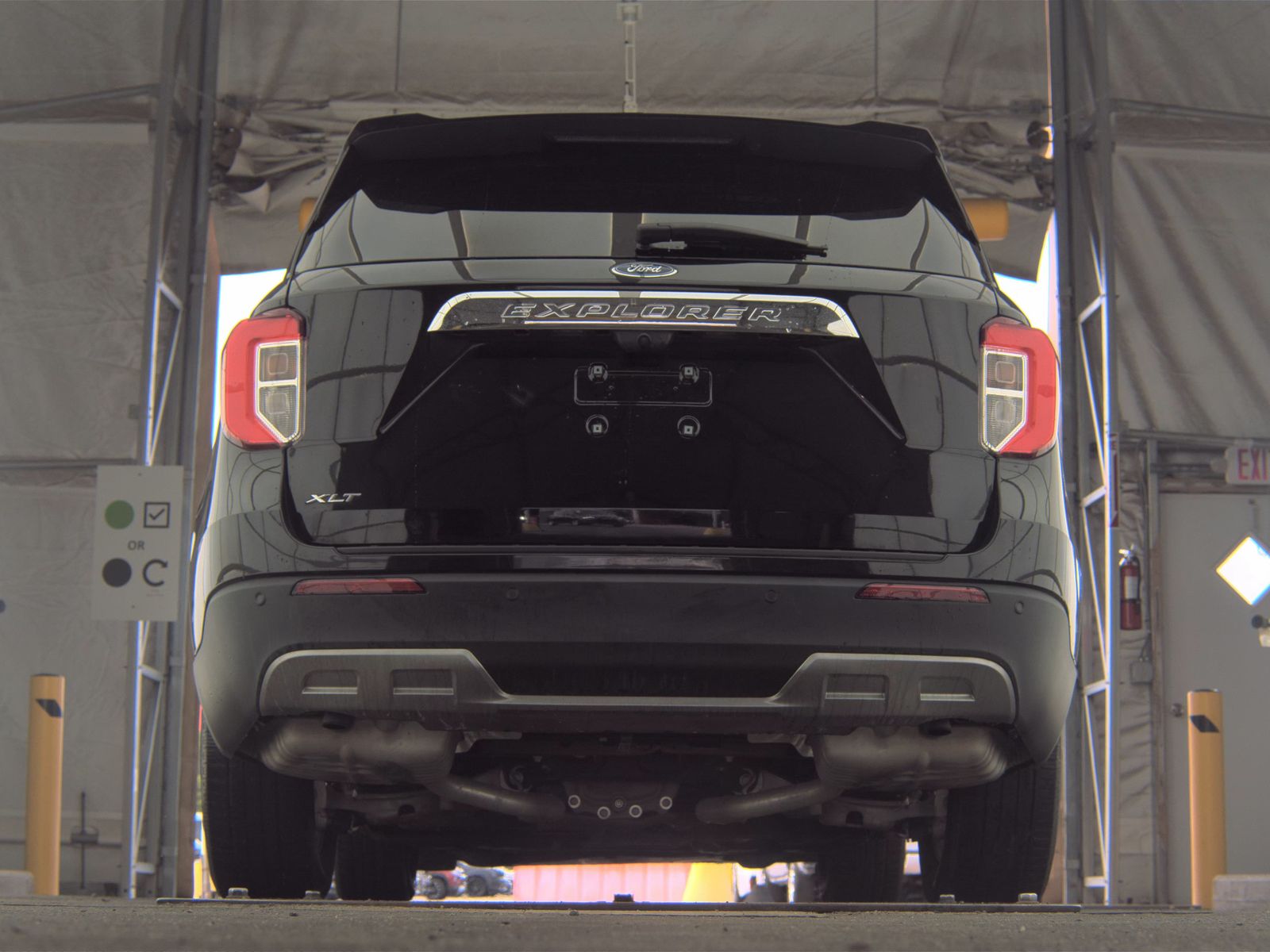 FORD EXPLORER - 8