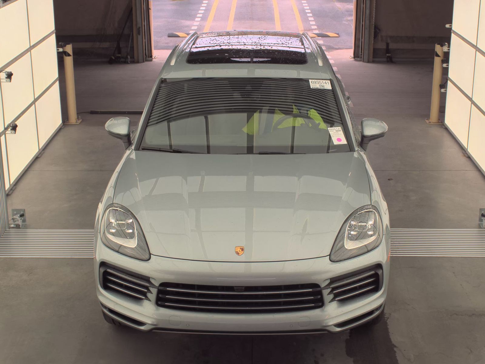 PORSCHE CAYENNE - 3
