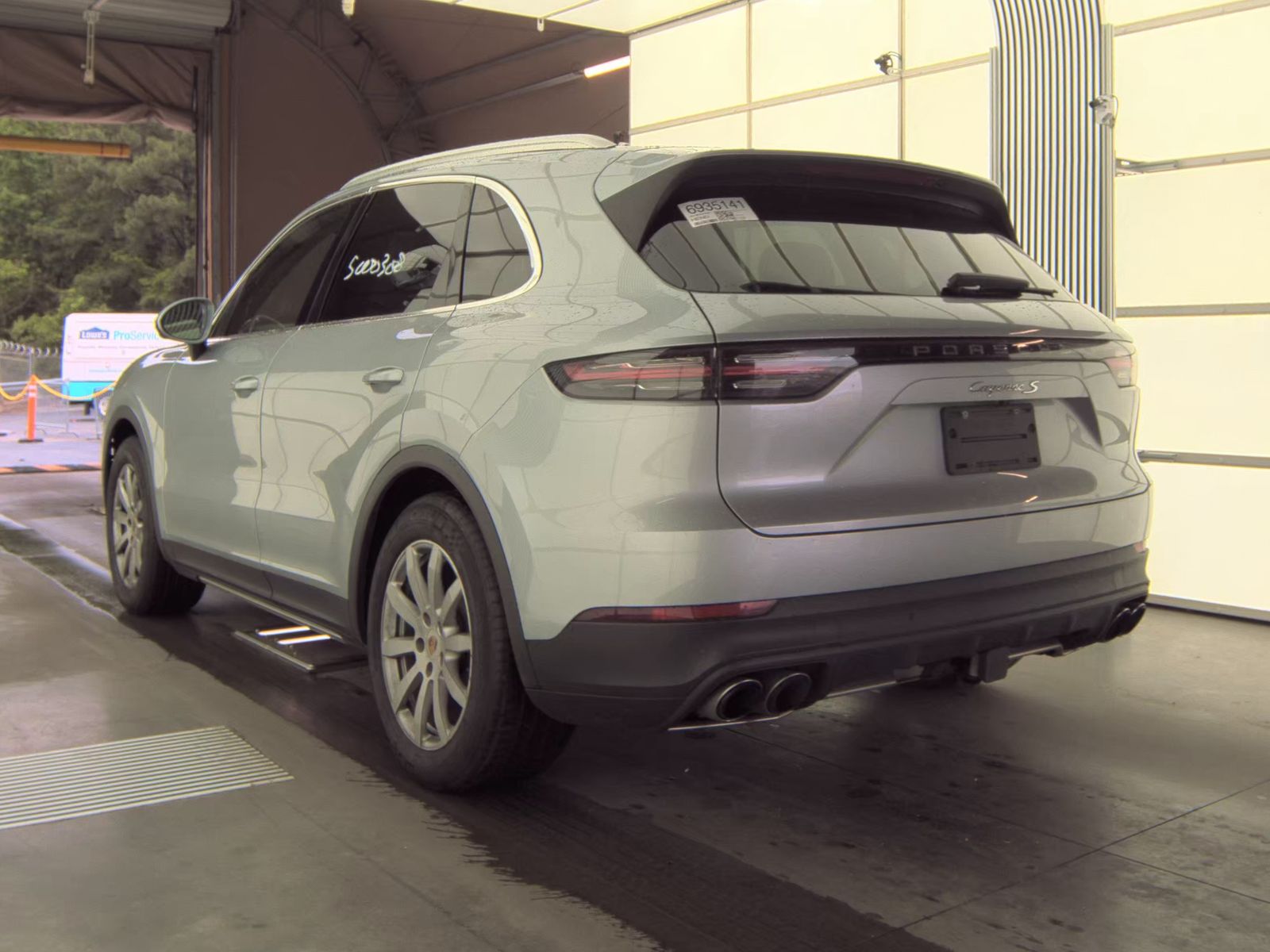 PORSCHE CAYENNE - 8