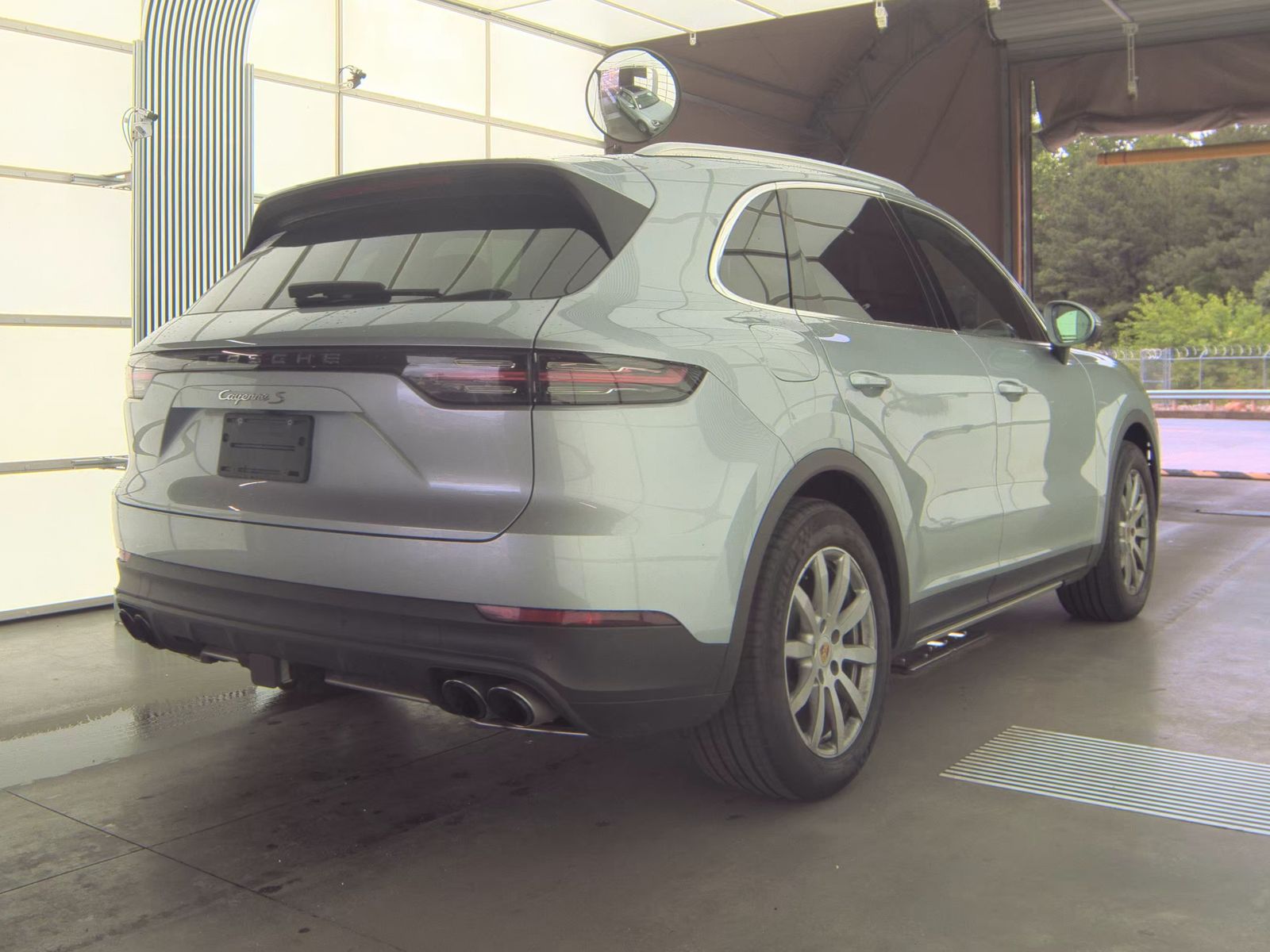 PORSCHE CAYENNE - 5