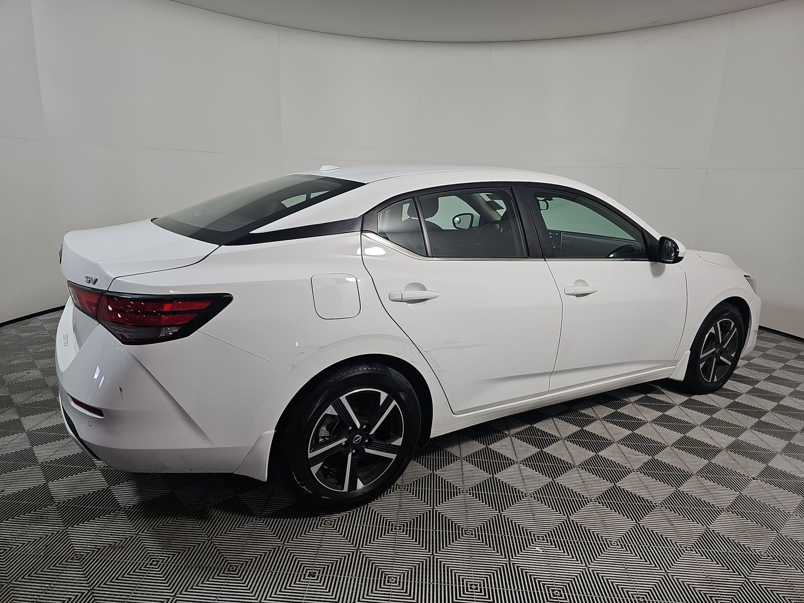 NISSAN SENTRA - 5