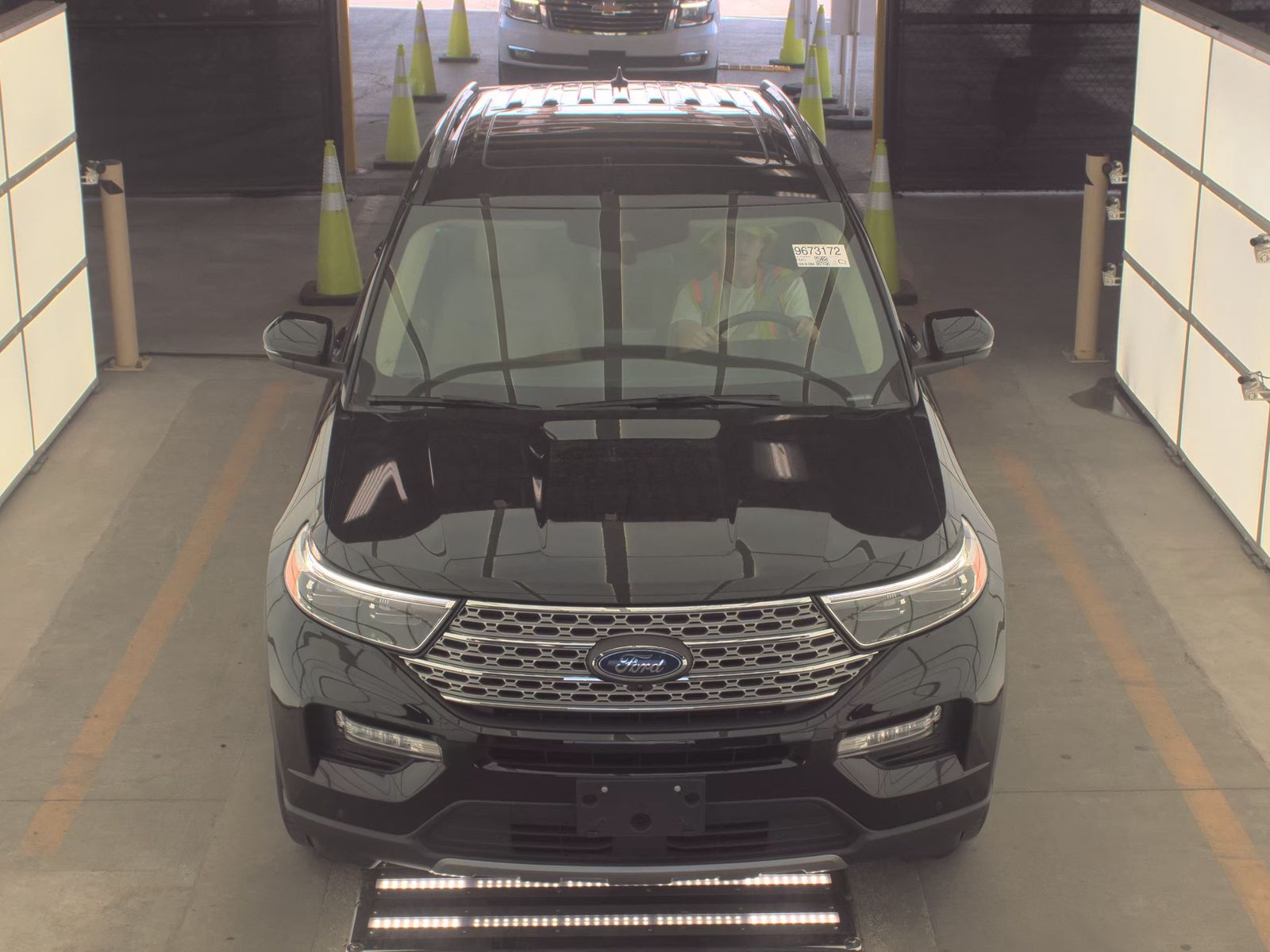 FORD EXPLORER - 3
