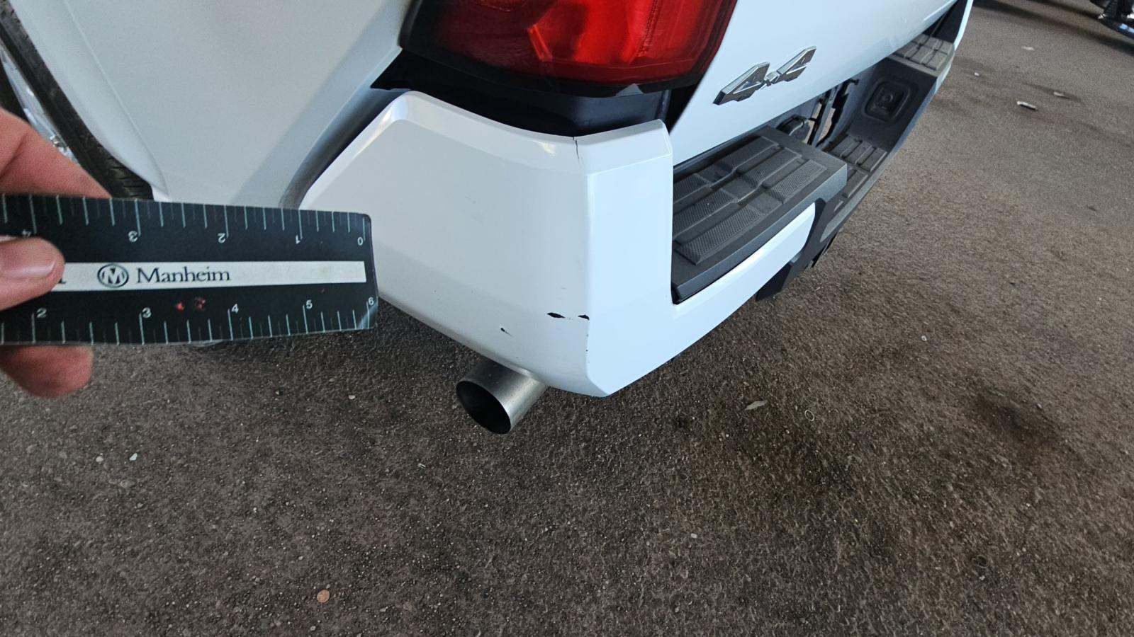 2025 Toyota Tacoma SR5 AWD