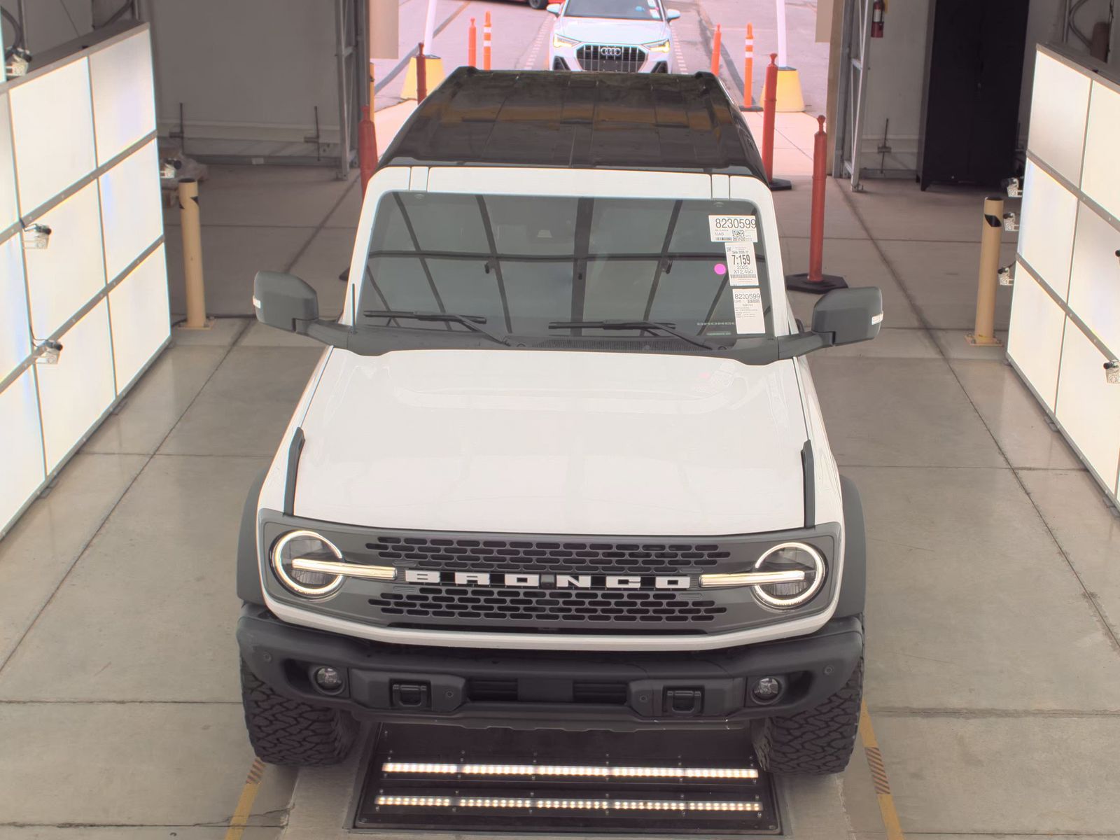 FORD BRONCO - 3