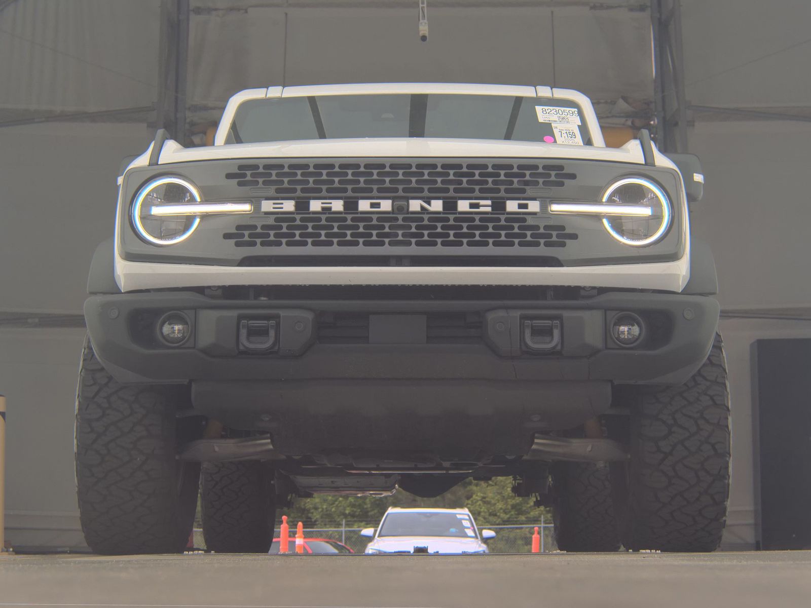 FORD BRONCO - 4