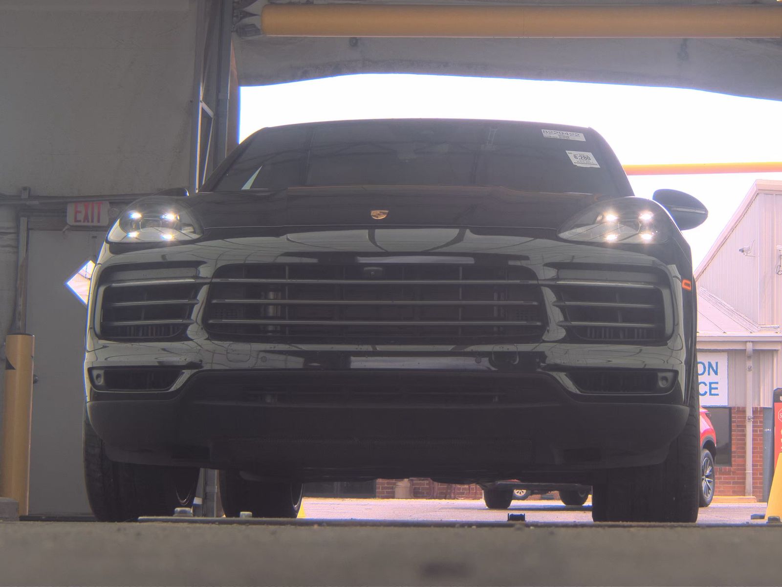 PORSCHE CAYENNE - 4