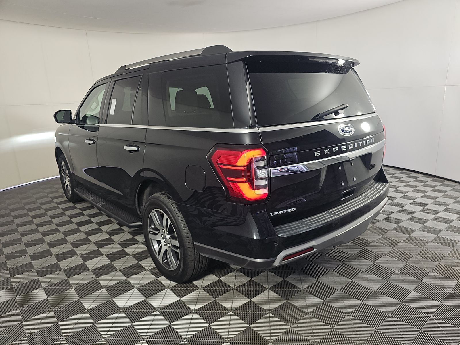 FORD EXPEDITION - 7