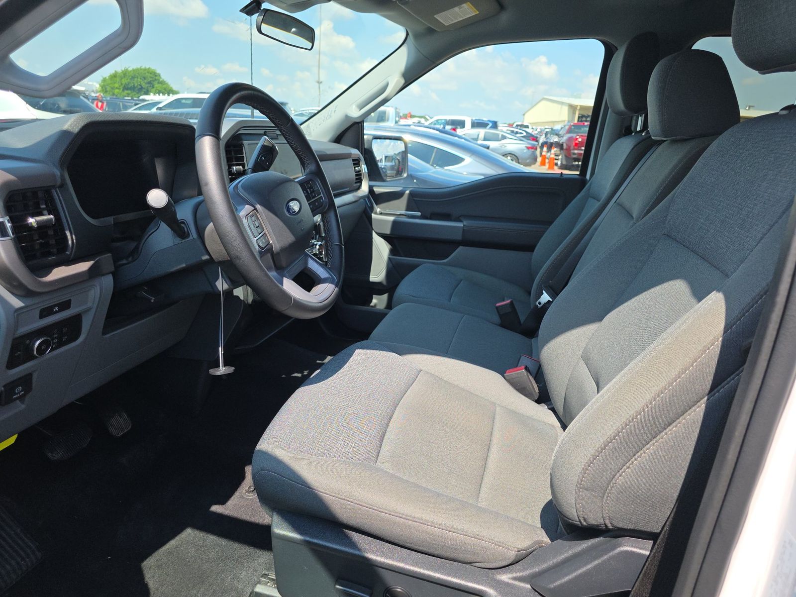 2025 Ford F-150 XLT AWD