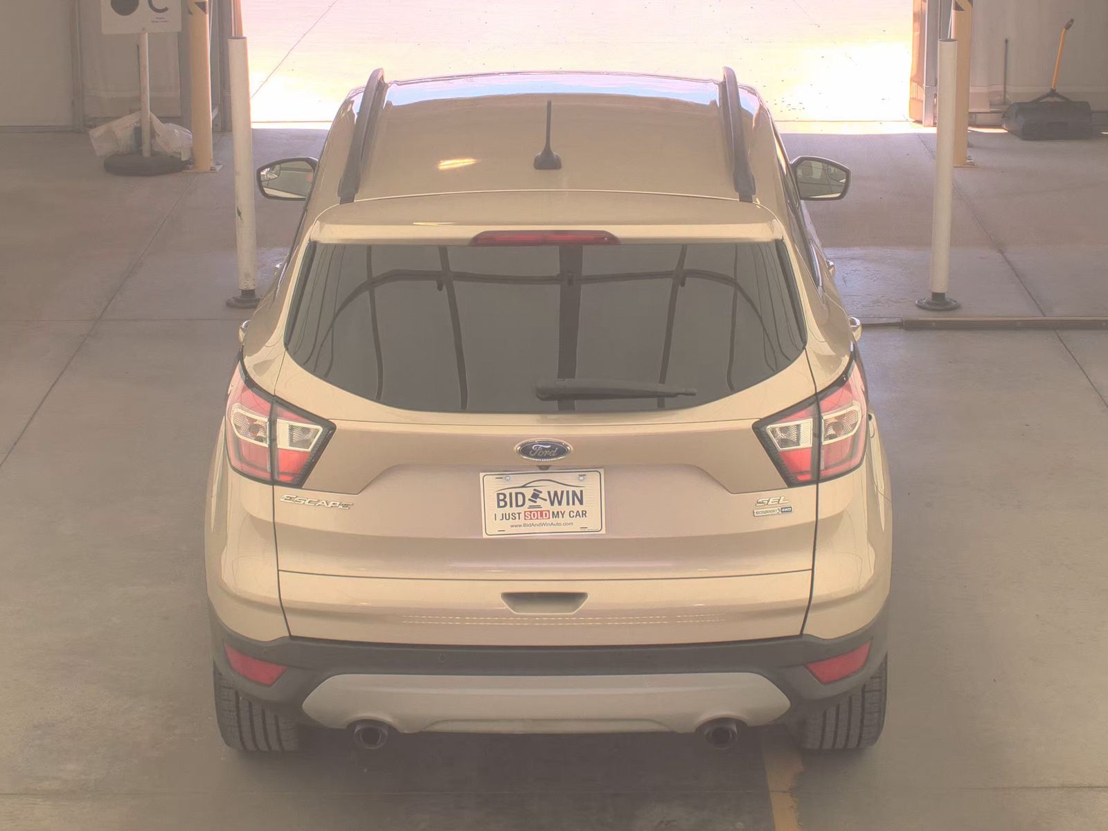 FORD ESCAPE - 7