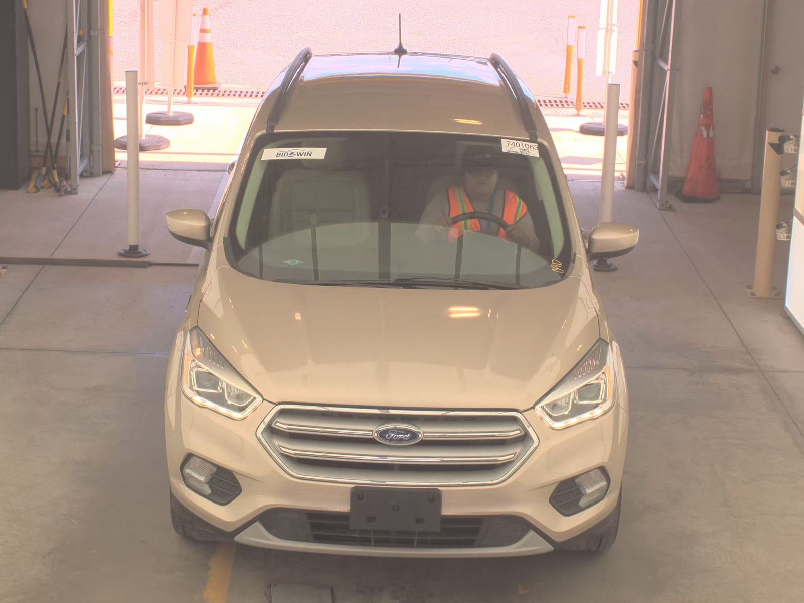 FORD ESCAPE - 3