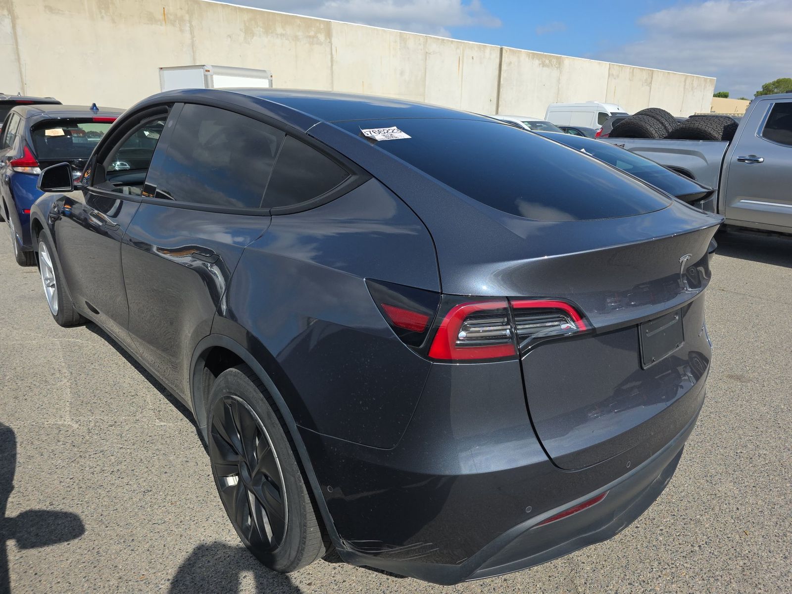 TESLA MODEL Y - 7