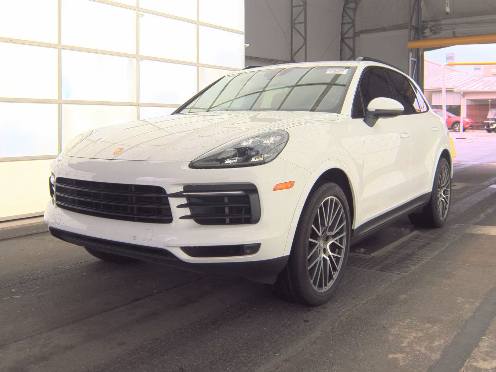 PORSCHE CAYENNE - 1