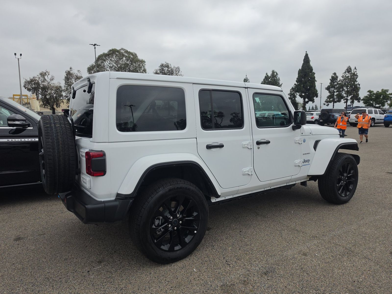 2024 Jeep Wrangler 4xe Sahara AWD