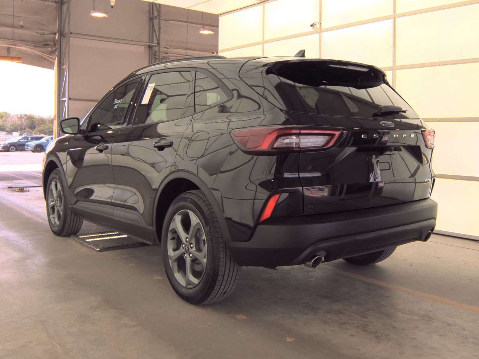 FORD ESCAPE - 9