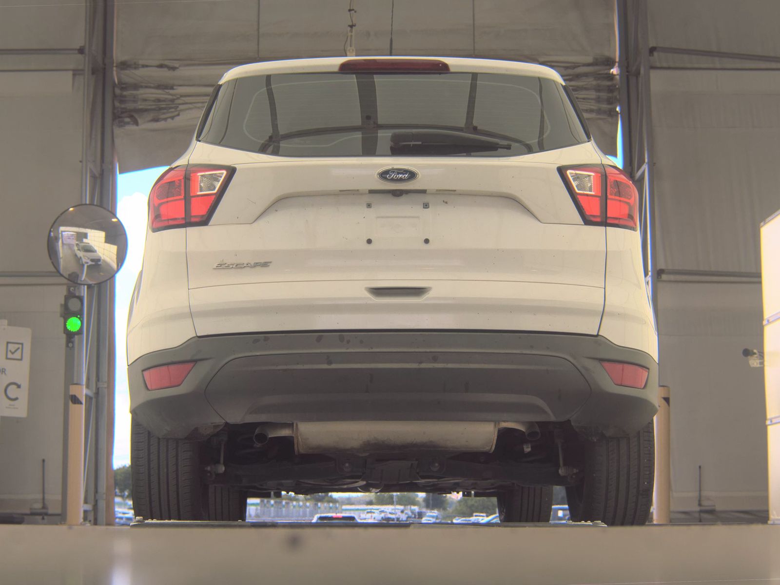 FORD ESCAPE - 8