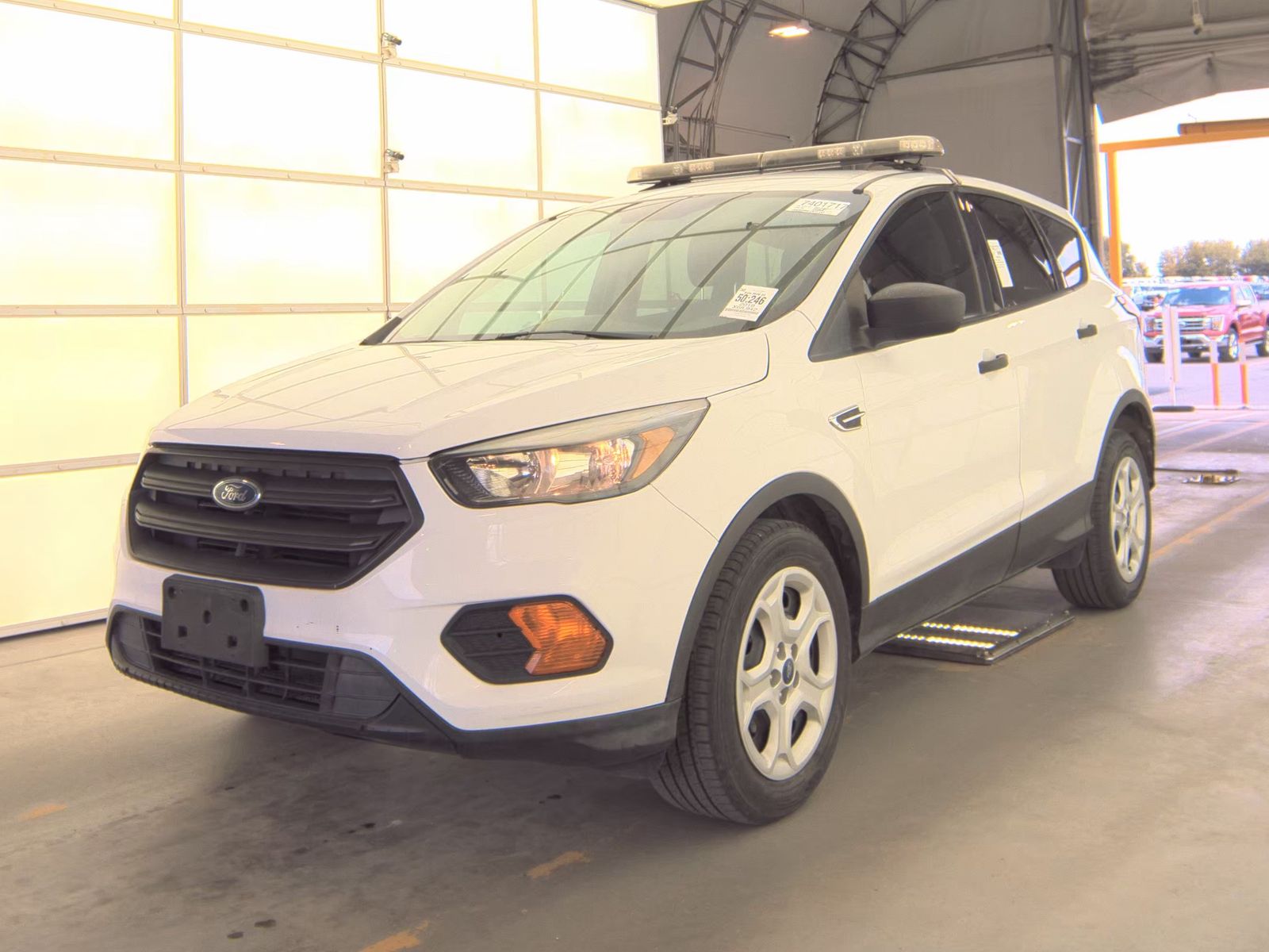 FORD ESCAPE - 1