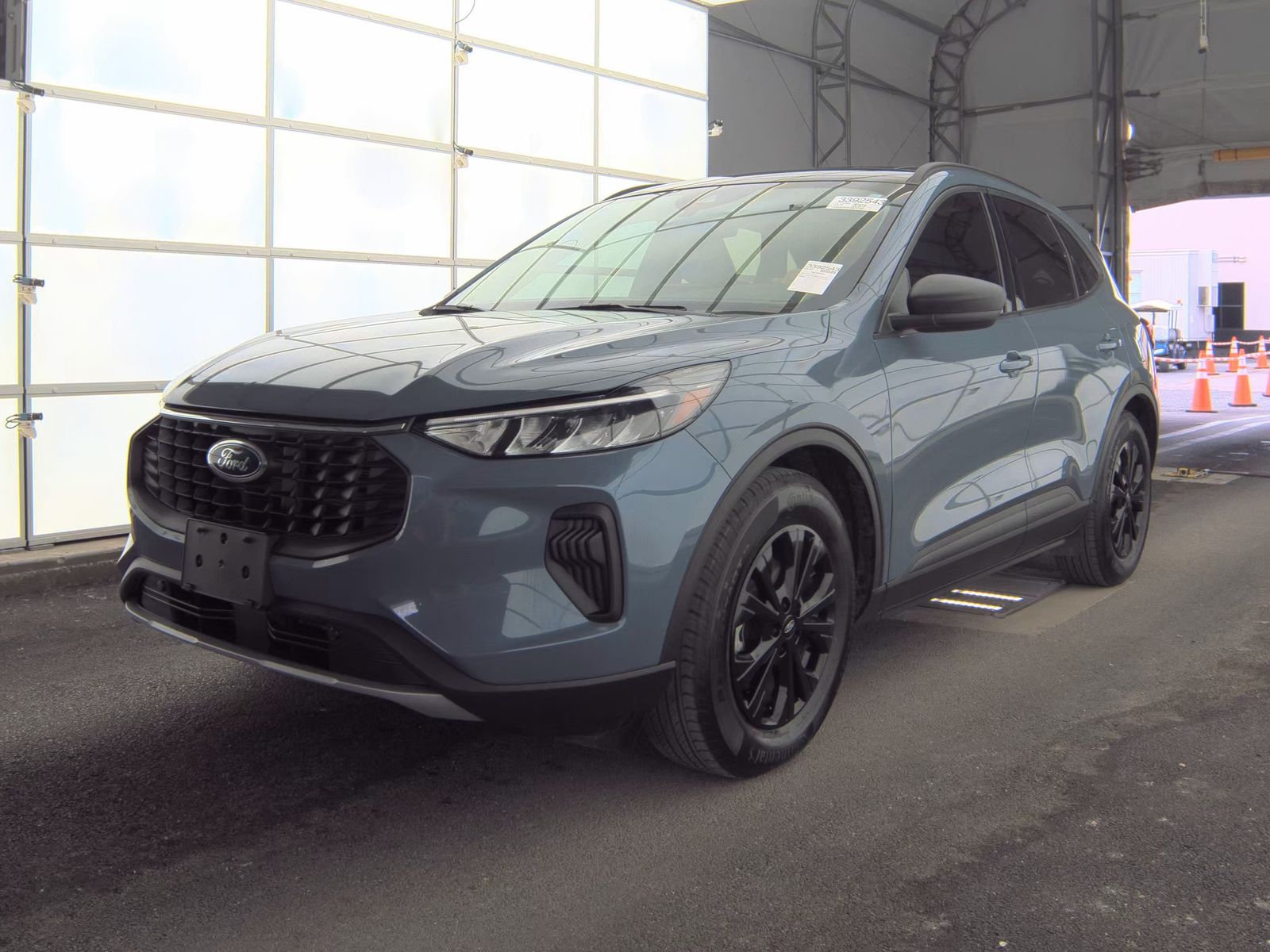 FORD ESCAPE - 1
