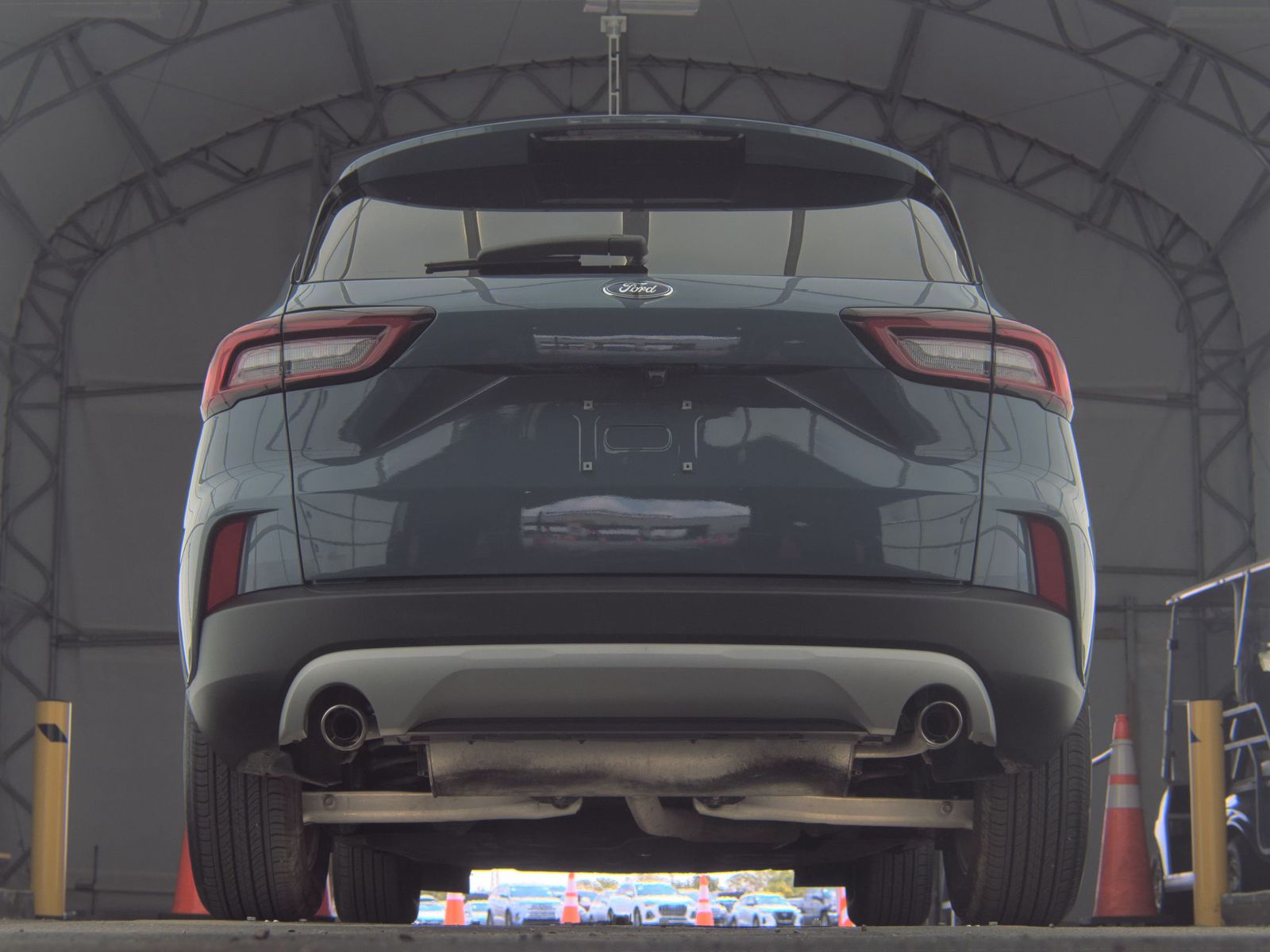 FORD ESCAPE - 8