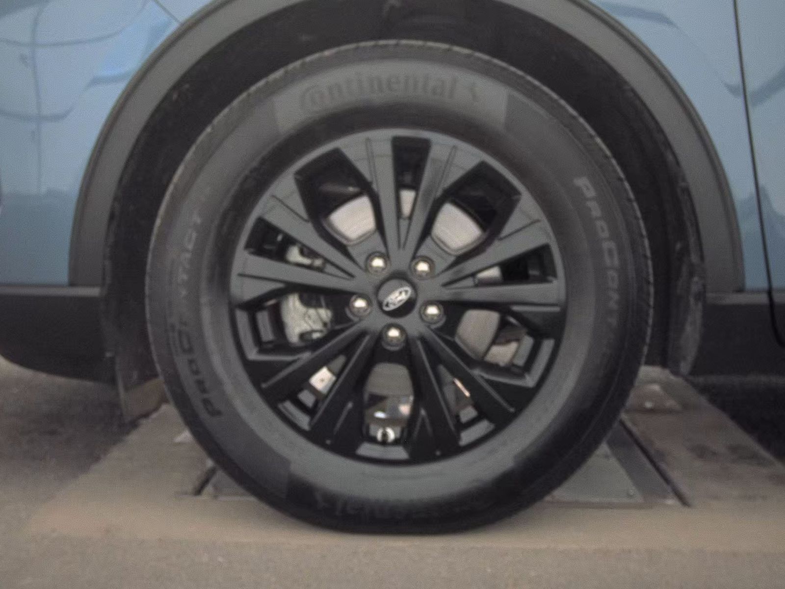 FORD ESCAPE - 10