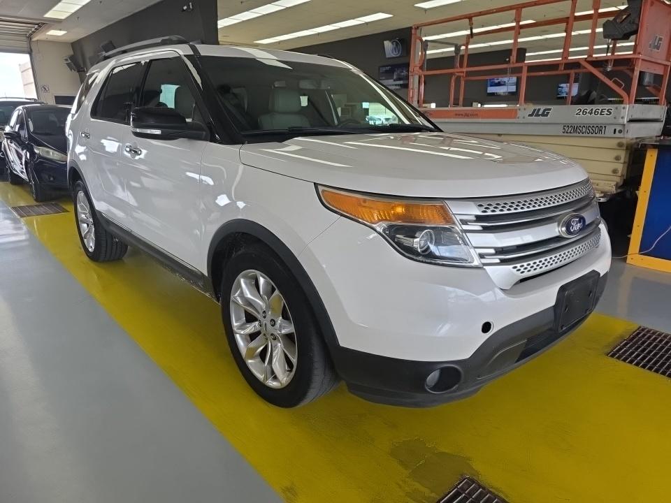 FORD EXPLORER - 4