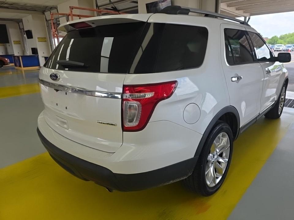 FORD EXPLORER - 5