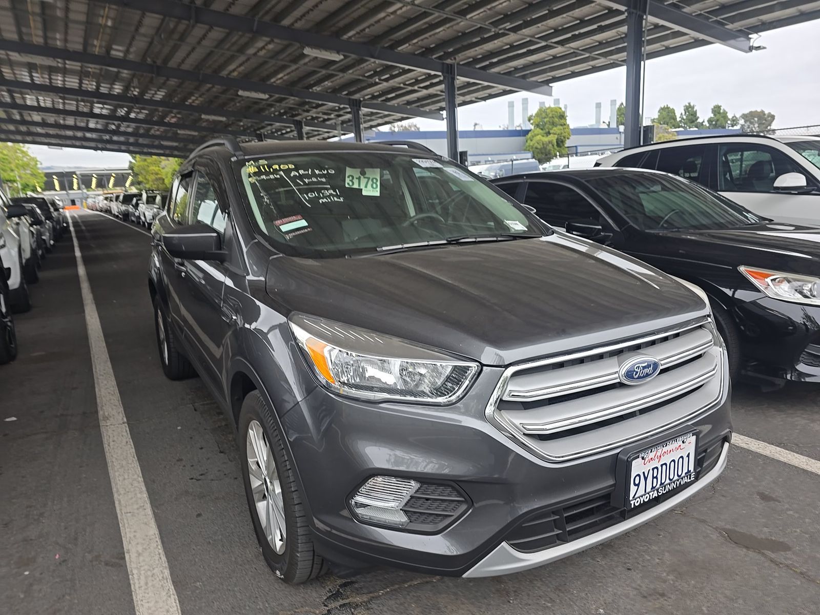 FORD ESCAPE - 4