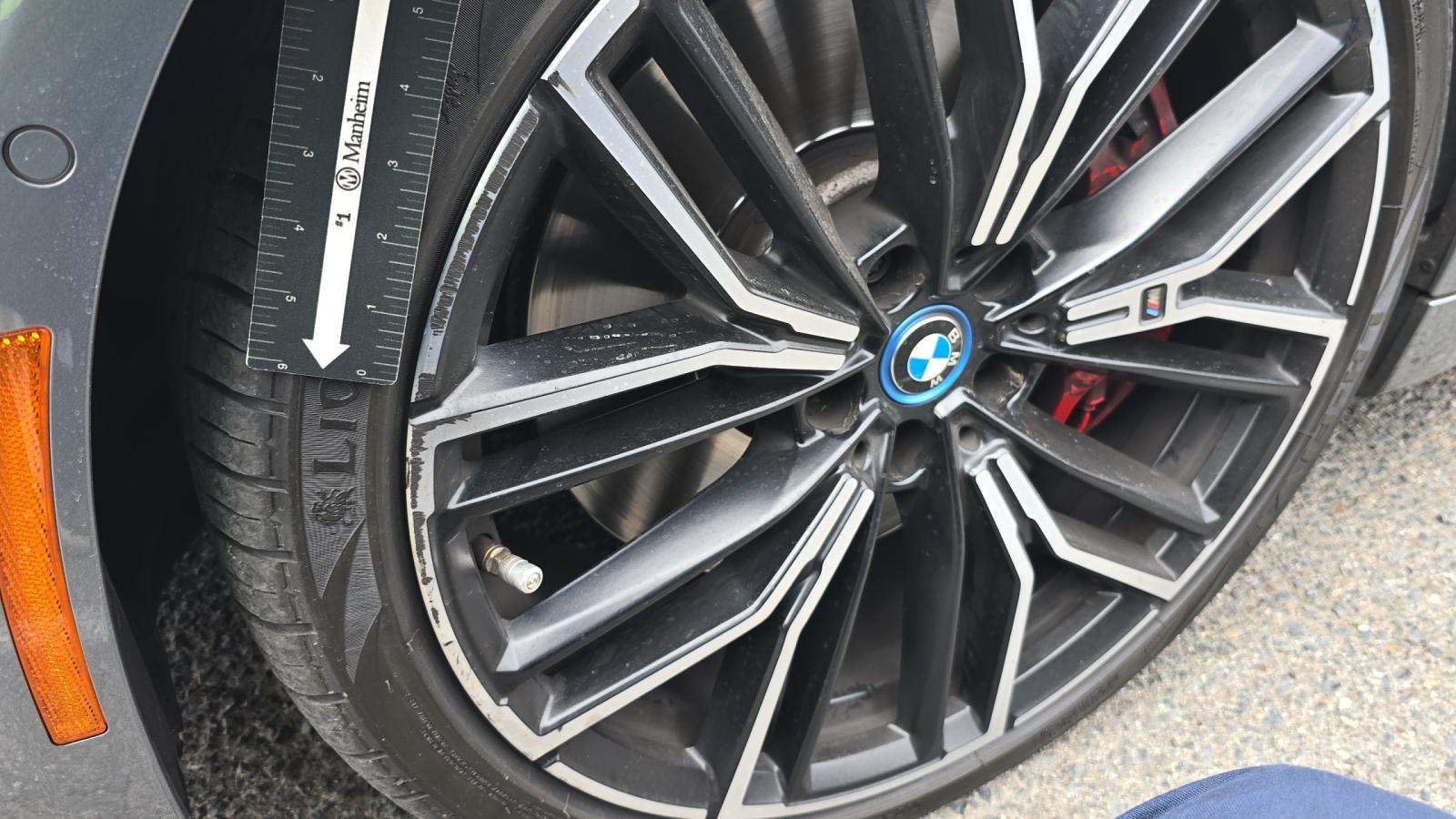 2023 BMW 5 Series M550i xDrive AWD