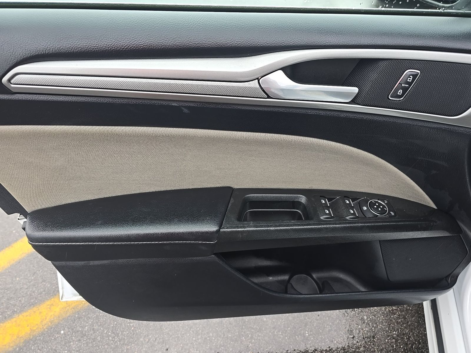 FORD FUSION - 10
