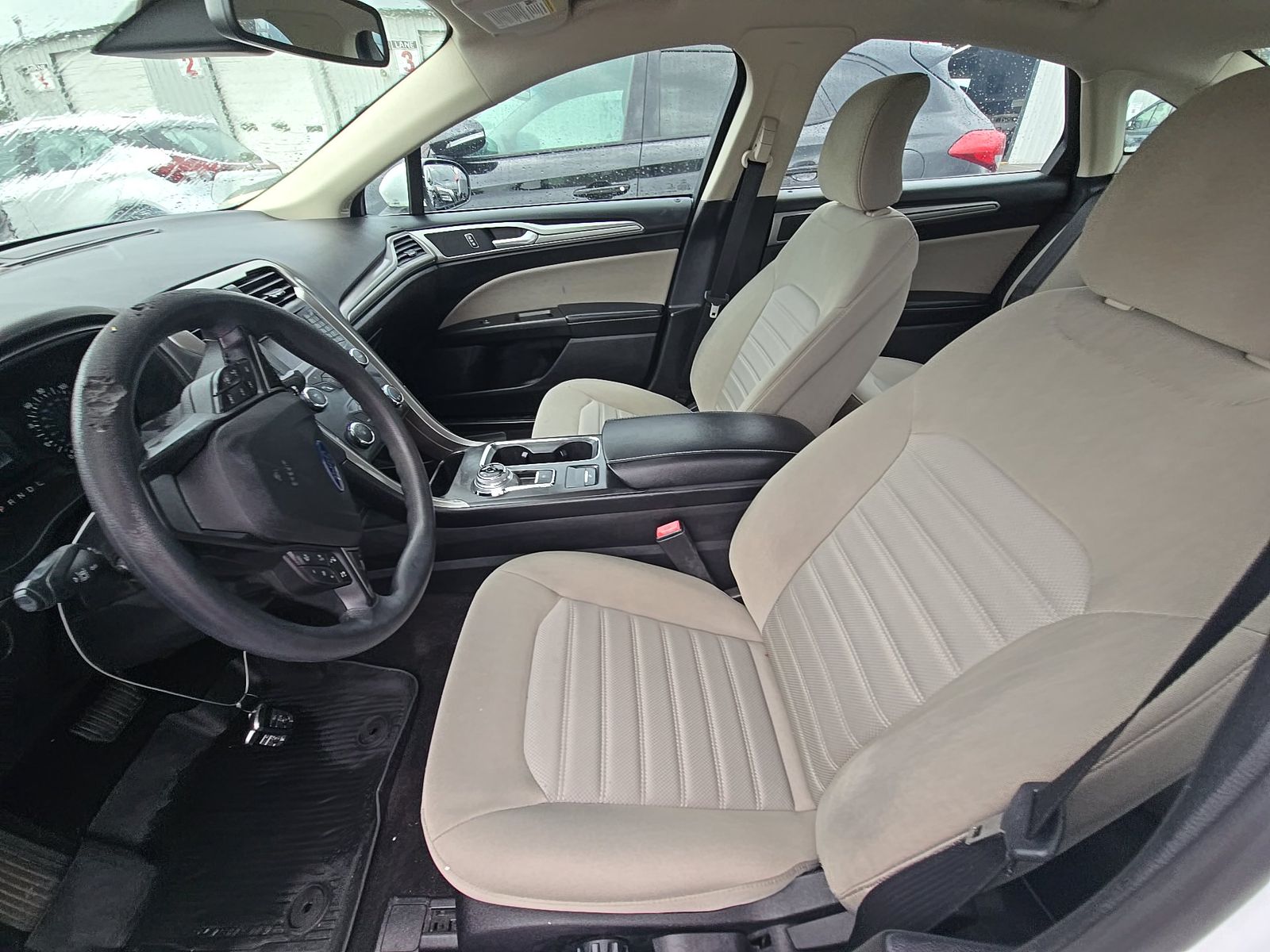 FORD FUSION - 8
